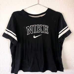 Black Nike street wear tee. Size L